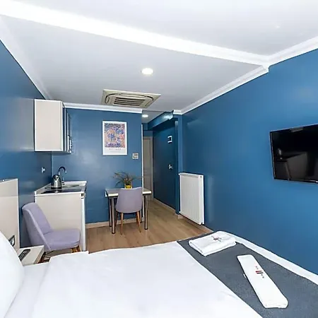 Hotel Butterfly House 3*