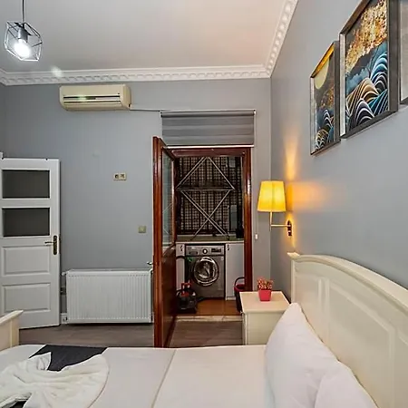Butterfly House Hotel 3*