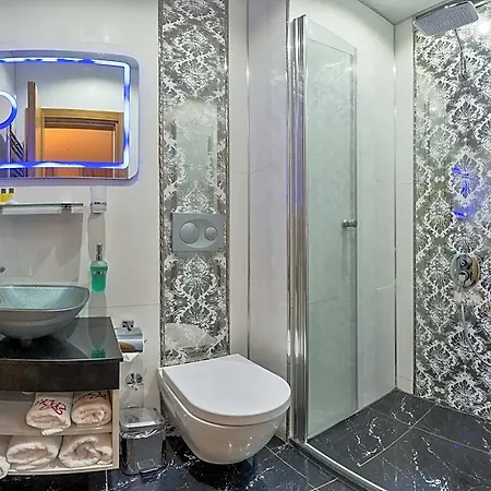Butterfly House Hotel 3*